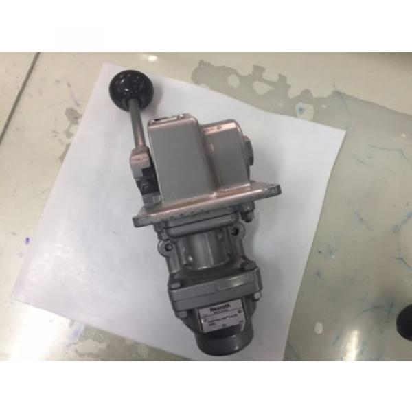 R431002655  Rexroth H-2 Controlair® Lever Operated Valves H-2-LX P 50499-4 #3 image