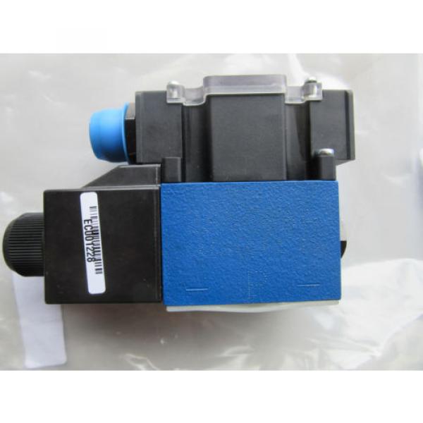 Rexroth R978029710 Hydraulic Directional Control Valve Origin Free shipping #2 image