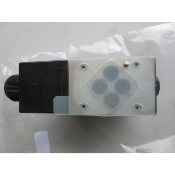 Rexroth R978029710 Hydraulic Directional Control Valve Origin Free shipping #3 image